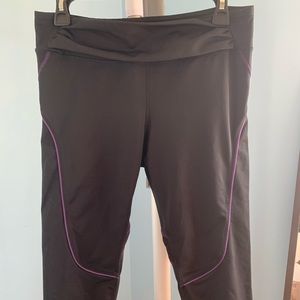 Athleta quick step crop